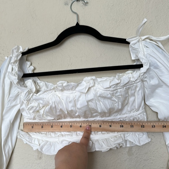 NWOT House of CB Tula Ruched Off‎ Shoulder Top White Small - Picture 8 of 12